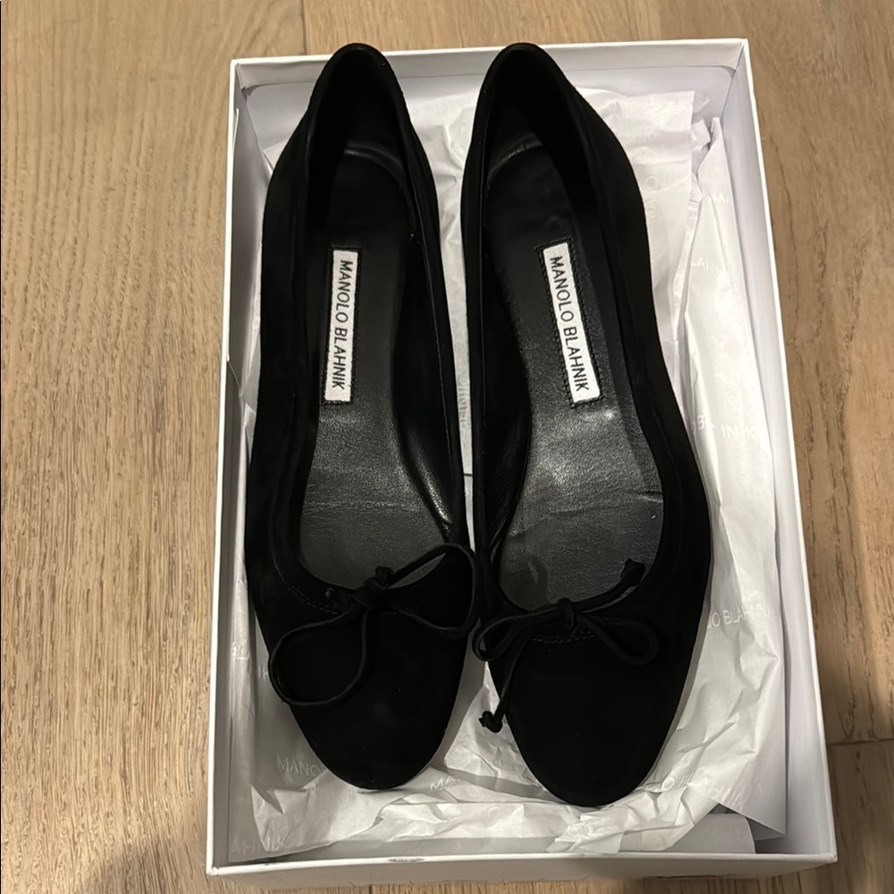 Manolo Blahnik Black Ballet Flats